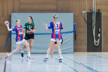 Bild 43 - wBJ HSG Horst/Kieb - HSG Kremperheide/Muensterdorf : Ergebnis: 24:18